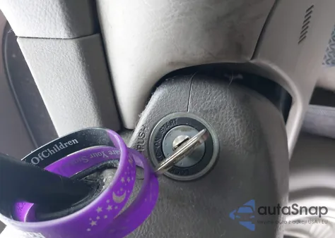 2005 Toyota Camry Le из США, поврежденный, VIN 4T1BE30K25U100576